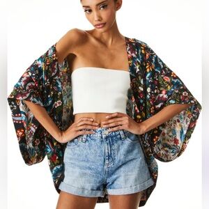 Alice + Olivia TRACY REVERSIBLE COCOON KIMONO